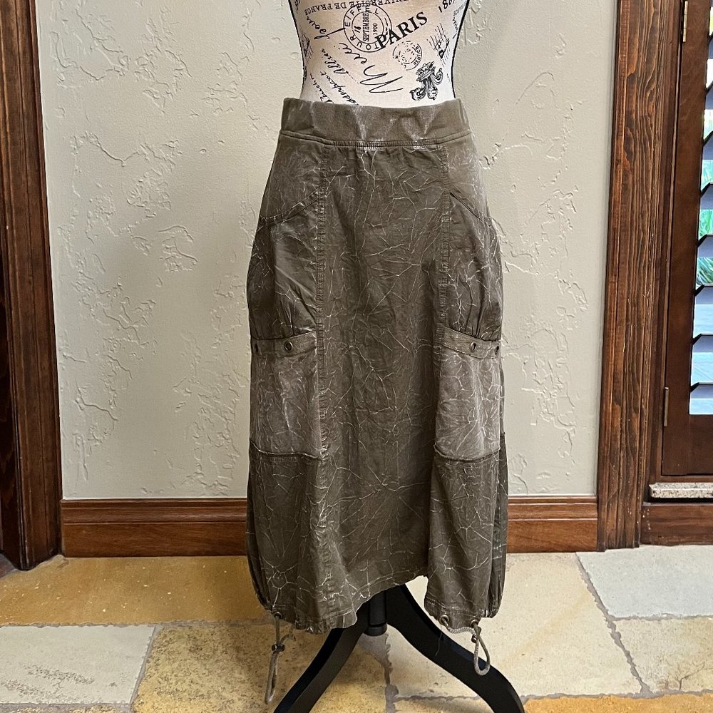 XCVI Adriel Bubble Skirt 2697B in Stone Washed Courtyard